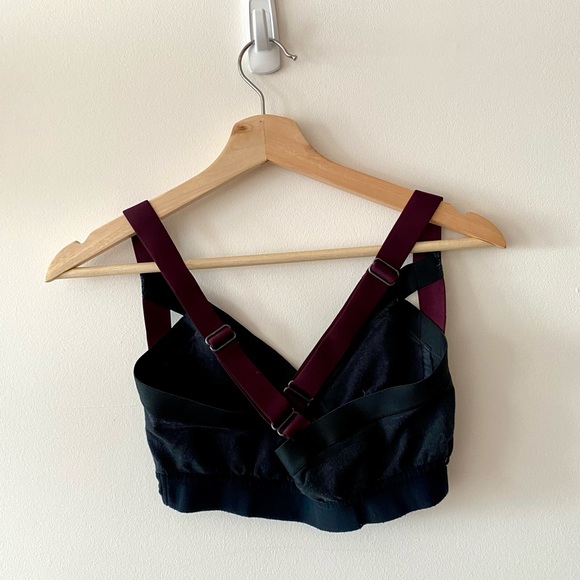 Aritzia Bralette - Picture 2 of 2